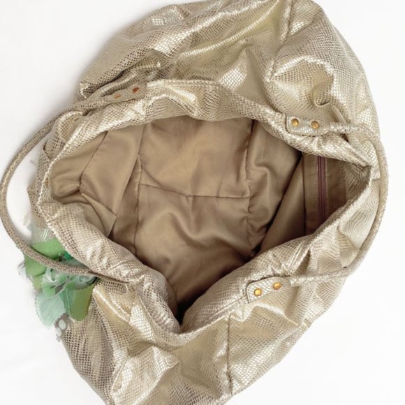 LF Gold Foil Foldable Carry-All Tote - Picture 5 of 13